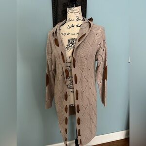 Camisa hooded light weight sweater